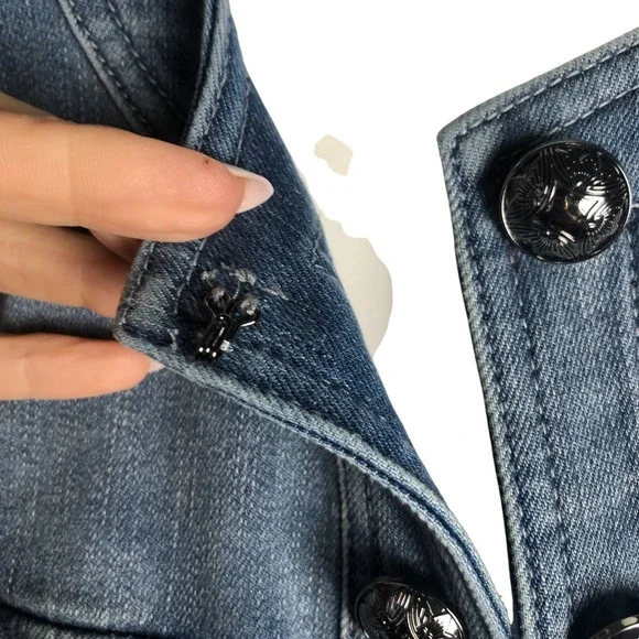 White House Black Market Women's Soft Denim Military Jean Jacket $160 Sz 4 - Picture 12 of 16